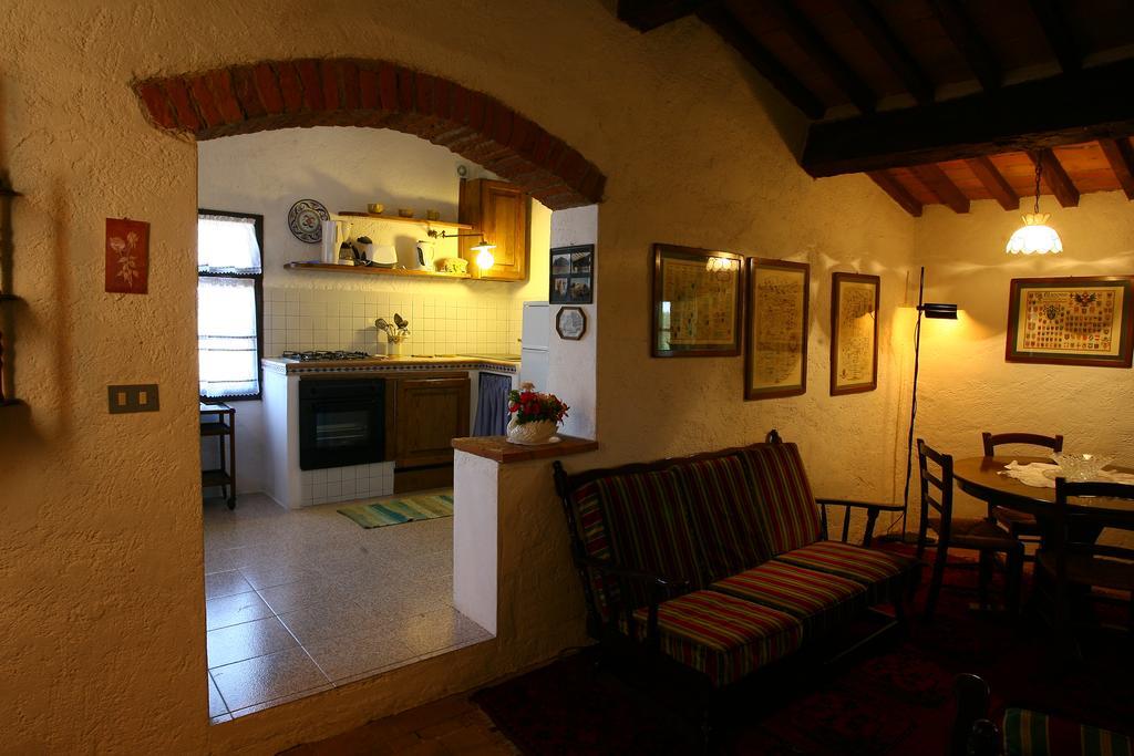 Podere Il Giurato Fauglia Værelse billede
